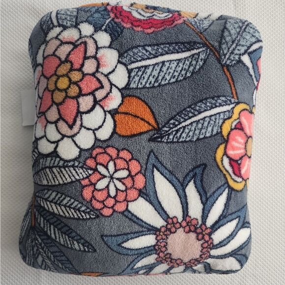 Vera Bradley fleece travel blanket pillow with trolley sleeve tropical E… - Picture 1 of 7